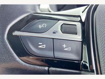 Peugeot 208 1.2 PureTech 100 Allure Premium 5dr EAT8