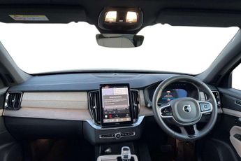 Volvo XC90 2.0 B5P Plus Dark 5dr AWD Geartronic