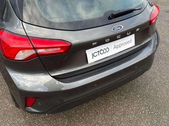 Ford Focus 1.0 EcoBoost 125 Titanium 5dr Auto