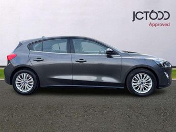 Ford Focus 1.0 EcoBoost 125 Titanium 5dr Auto