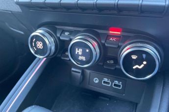 Renault Clio 1.6 E-TECH full hybrid 145 Techno 5dr Auto