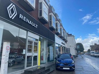 Renault Clio 1.6 E-TECH full hybrid 145 Techno 5dr Auto