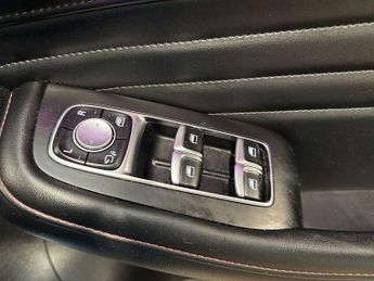 MG HS 1.5 T-GDI Trophy 5dr DCT