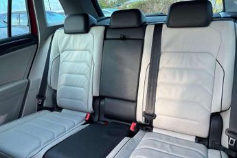 Volkswagen Tiguan 2.0 TSI 4Motion Elegance 5dr DSG