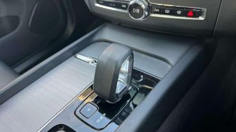 Volvo XC60 2.0 T6 [350] RC PHEV Core Bright 5dr AWD Gtron