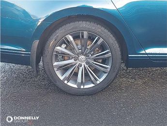 Volkswagen Passat Estate 2.0 TDI EVO SCR SEL 5dr DSG