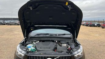 Volvo XC40 Recharge 1.5 T5 Recharge PHEV R DESIGN Pro 5dr Auto