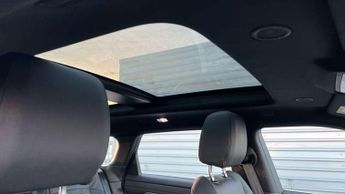 Land Rover Range Rover Evoque 1.5 P300e R-Dynamic SE 5dr Auto