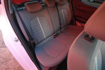 Hyundai i10 1.0 MPi Premium 5dr Auto