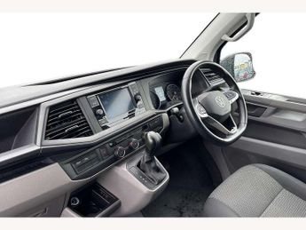 Volkswagen Transporter 2.0 TDI 150 Highline Kombi Van DSG