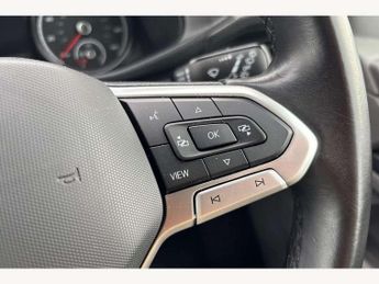 Volkswagen Transporter 2.0 TDI 150 Highline Kombi Van DSG