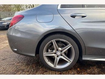 Mercedes-Benz C-Class C220d AMG Line 4dr Auto