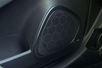 Renault Captur 1.2 TCE 120  Dynamique Nav 5dr EDC