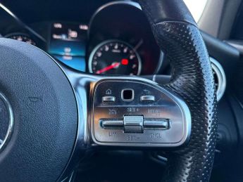 Mercedes-Benz GLC GLC 300 4Matic AMG Line 5dr 9G-Tronic