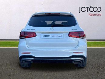 Mercedes-Benz GLC GLC 300 4Matic AMG Line 5dr 9G-Tronic