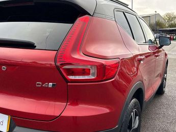 Volvo XC40 2.0 D4 [190] R DESIGN 5dr AWD Geartronic