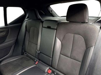 Volvo XC40 2.0 D4 [190] R DESIGN 5dr AWD Geartronic