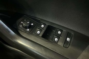 Volkswagen Polo 1.0 TSI Life 5dr DSG