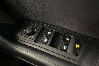 Volkswagen T-Roc 1.5 TSI Life 5dr DSG