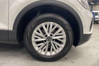 Volkswagen T-Roc 1.5 TSI Life 5dr DSG