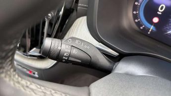 Volvo XC60 2.0 B5P Ultra Dark 5dr AWD Geartronic