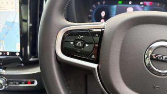 Volvo XC60 2.0 B5P Ultra Dark 5dr AWD Geartronic