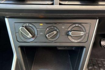 Volkswagen Polo 1.0 TSI Life 5dr DSG