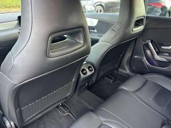 Mercedes-Benz CLA Shooting Brake CLA 200 AMG Line Premium 5dr Tip Auto