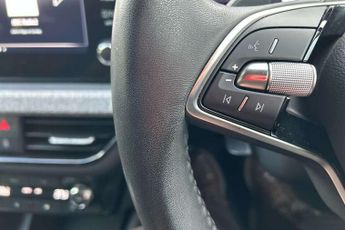 Skoda Kamiq 1.0 TSI SE 5dr DSG