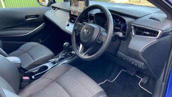 Toyota Corolla 1.8 Hybrid Design 5dr CVT