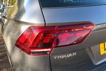 Volkswagen Tiguan 2.0 TDi 150 SEL 5dr DSG