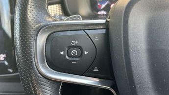 Volvo XC40 2.0 D4 [190] First Edition 5dr AWD Geartronic