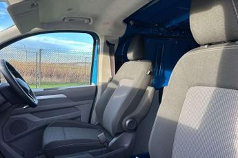 Volkswagen Transporter 2.0 TDI 150 Commerce Plus Van 4MOTION Auto