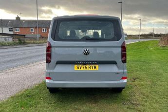 Volkswagen Transporter 2.0 TDI 150 Commerce Plus Van 4MOTION Auto
