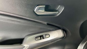 Nissan Juke 1.6 Hybrid Tekna 5dr Auto