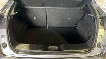 Nissan Juke 1.6 Hybrid Tekna 5dr Auto