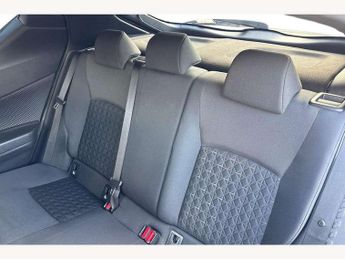 Toyota C-HR 1.8 Hybrid Design 5dr CVT