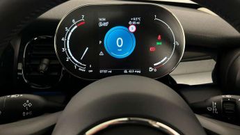 MINI Hatchback 5dr 1.5 Cooper Classic 5dr Auto [Comfort/Nav Pack]