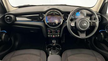 MINI Hatchback 5dr 1.5 Cooper Classic 5dr Auto [Comfort/Nav Pack]