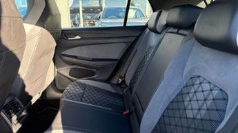 Volkswagen Golf 1.5 eTSI 150 R-Line 5dr DSG