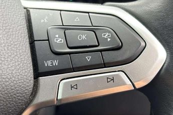 Volkswagen Golf 1.0 eTSI Life 5dr DSG