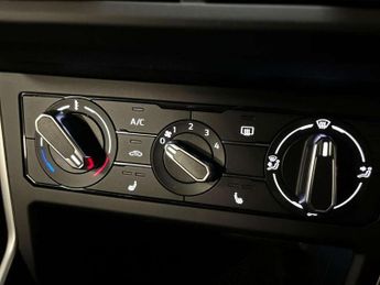 Volkswagen Polo 1.0 TSI Life 5dr DSG