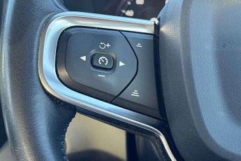 Volvo XC40 2.0 T4 Inscription 5dr AWD Geartronic