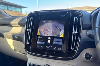 Volvo XC40 2.0 T4 Inscription 5dr AWD Geartronic