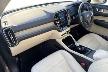 Volvo XC40 2.0 T4 Inscription 5dr AWD Geartronic