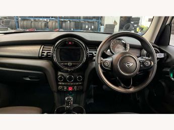 MINI Hatchback 5dr 1.5 Cooper Classic II 5dr Auto