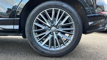 Audi Q3 40 TFSI Quattro S Line 5dr S Tronic