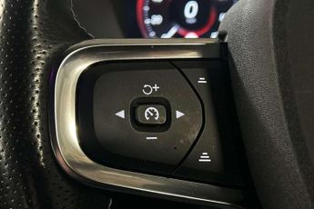 Volvo XC40 1.5 T3 [163] R DESIGN Pro 5dr Geartronic
