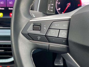 SEAT Arona 1.0 TSI 110 XPERIENCE Lux 5dr DSG