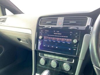 Volkswagen Golf 1.5 TSI EVO 150 R-Line 5dr DSG